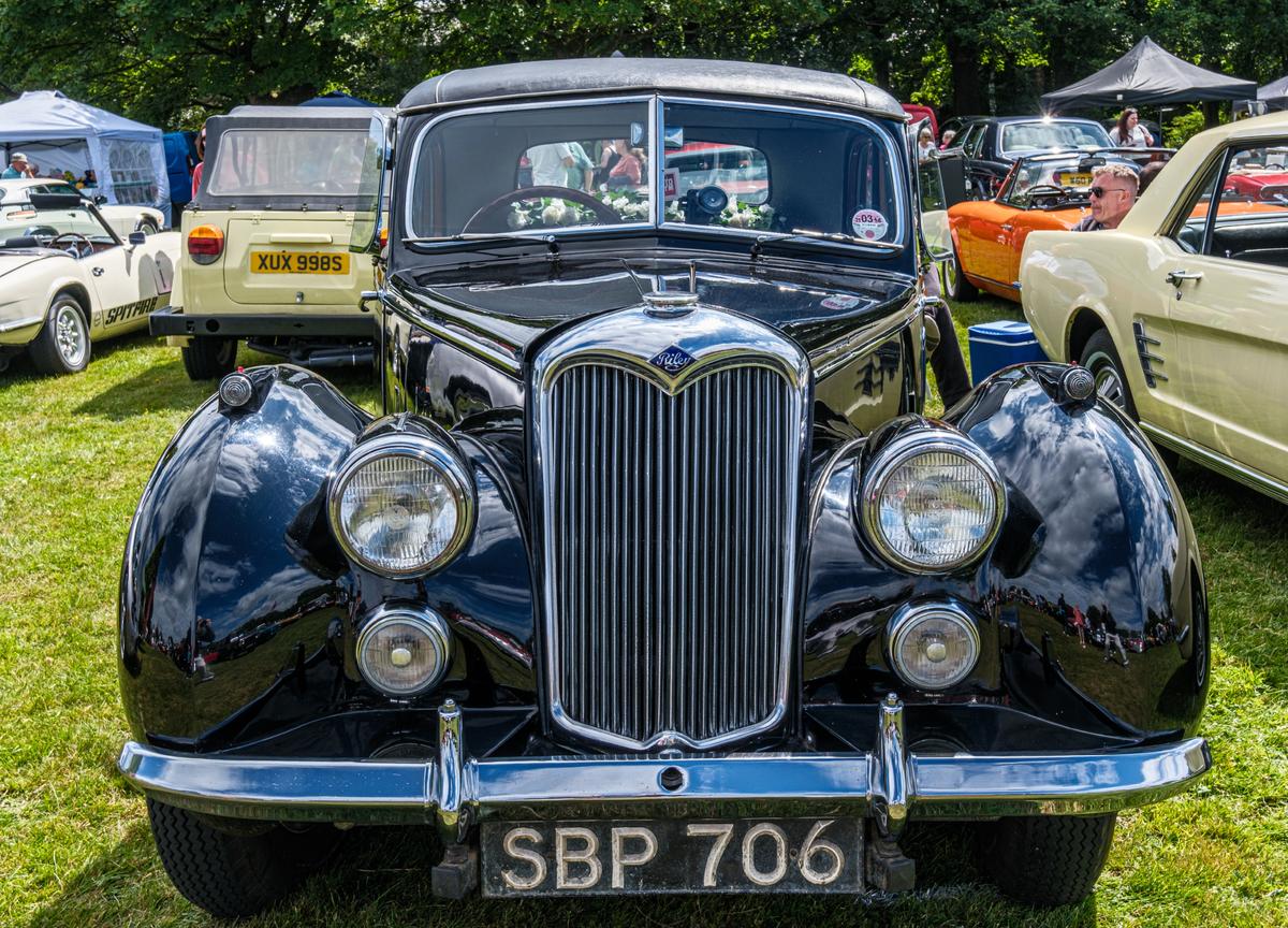EB110066-1_Superlarge.jpg
