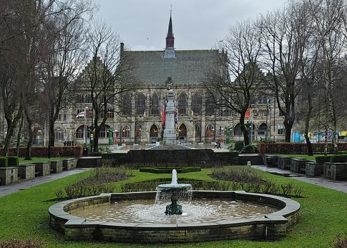 town-hall_b.jpg