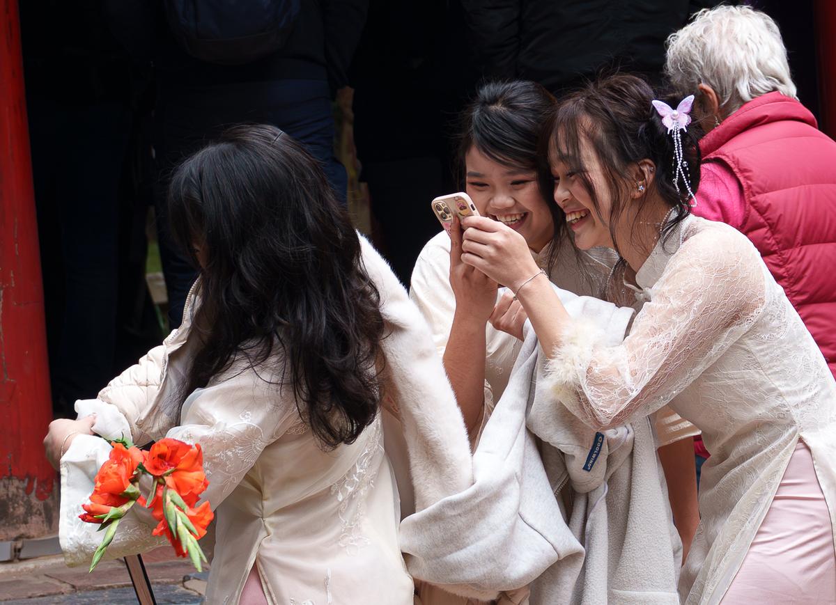 Tet. Group editing.jpg