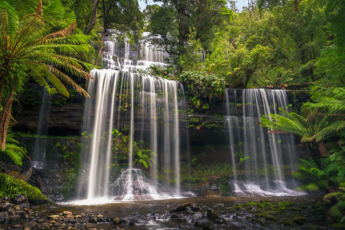_7RV7466_Russell_Falls.jpg