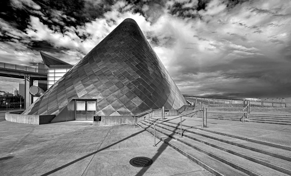 MOG-cone-entry-01-BW-small-crop.jpg