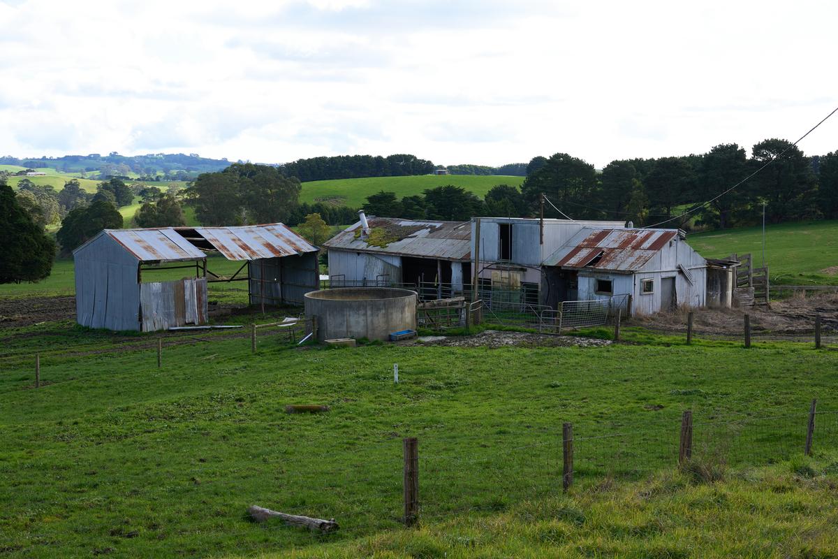 Bena Sheds 3160.jpg