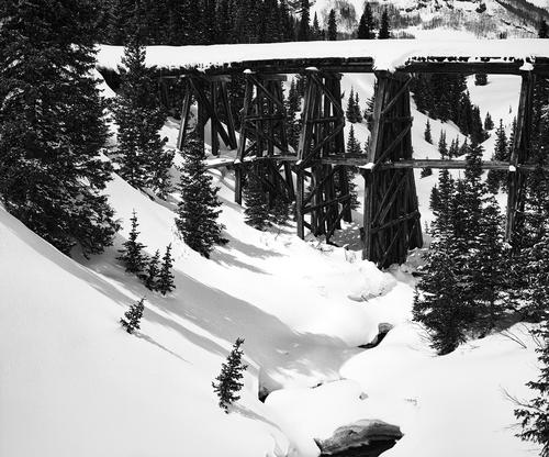 trainbridgehor 1.jpg