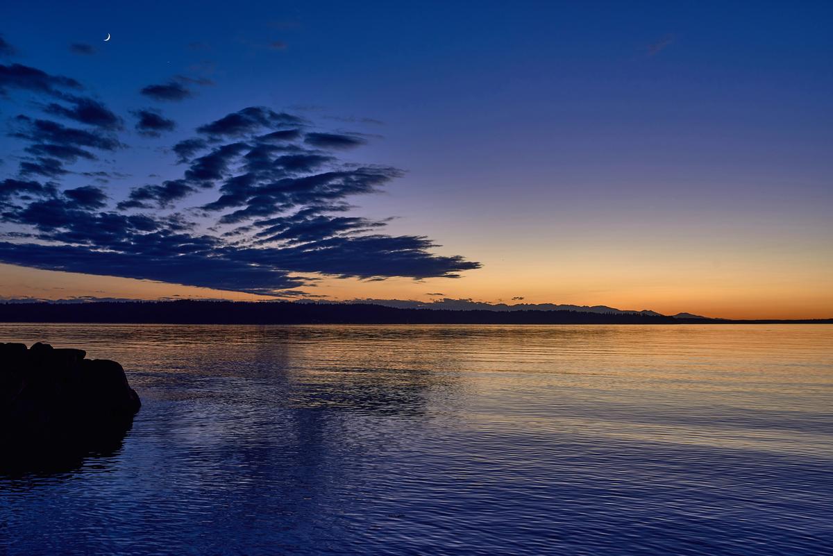 crescent-moon-01-small.jpg