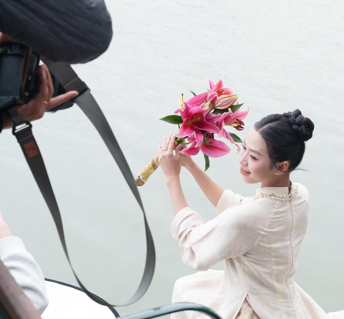 Tet. Subject and photographer.jpg