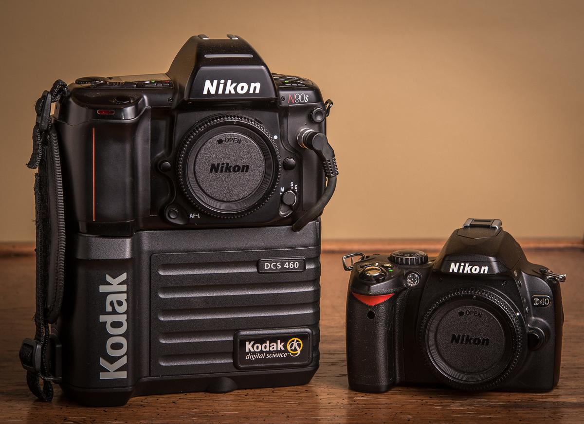 Kodak DCS 460 (1995)  : Nikon D40 (2006).jpg