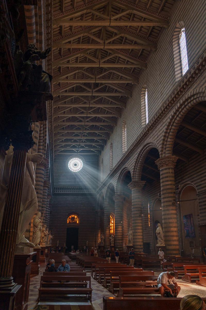 cathedral-orviet_DxO_3_auto_shaded.jpg