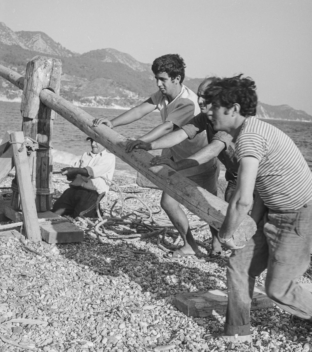 Samos. Boat Launch 2 (1 of 1).jpg